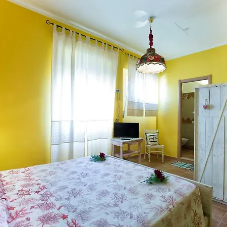 Oda ve Kahvaltı Su Lettu Alghero